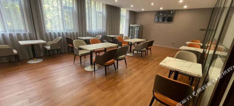 卜居酒店(丛台公园邯郸道店)图片