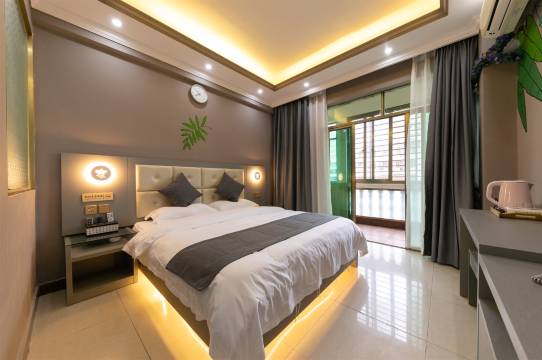 格莱登智慧酒店(海南省人民医院店)