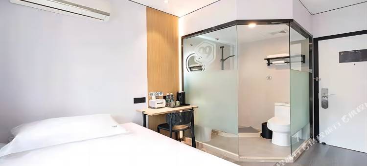 青季酒店MINI(成都红牌楼地铁站店)图片