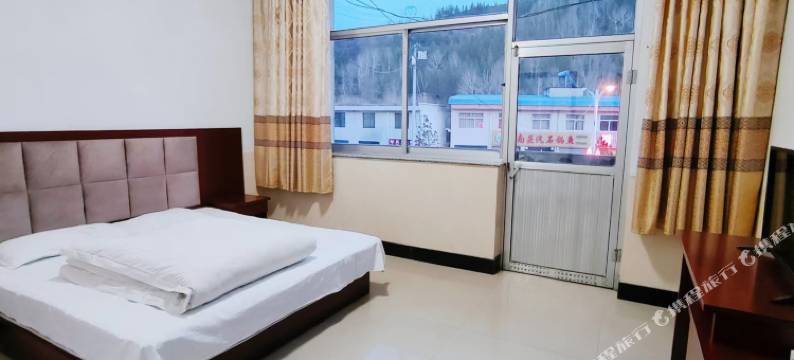 宁武怡馨宾馆图片