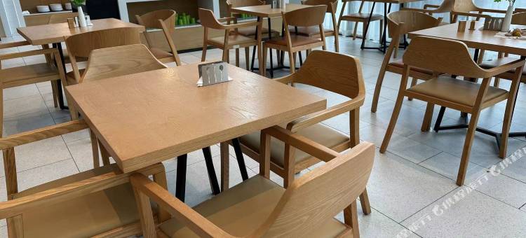 额尔古纳市黑山头沁漫酒店图片