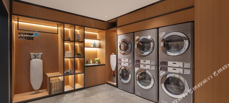 西安钟楼回民街亚朵酒店图片