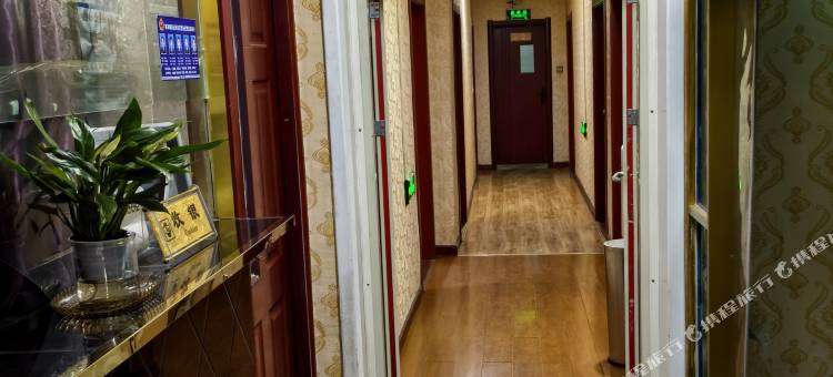 班玛循化宾馆图片