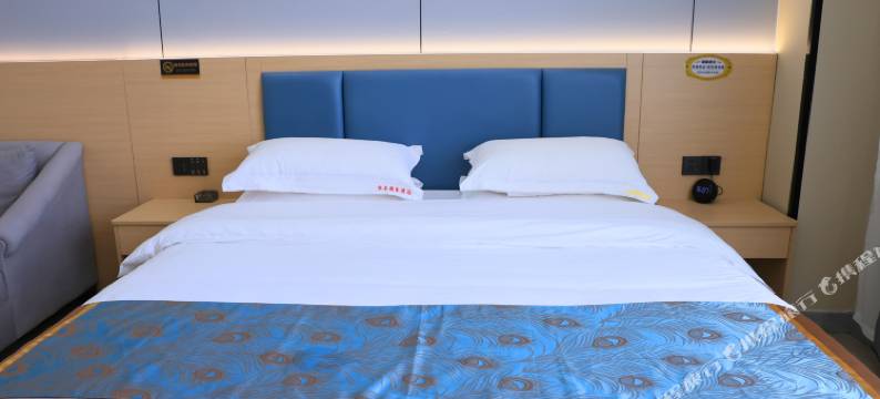 和硕云华大酒店图片