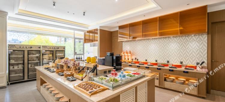 维也纳酒店(嘉峪关诚信广场大剧院店)图片