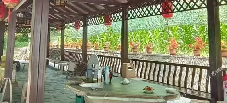 圣福源山舍图片