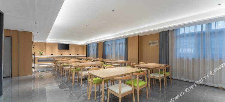 如家睿柏·云酒店(芜湖方特乐园鸠兹古镇店)图片