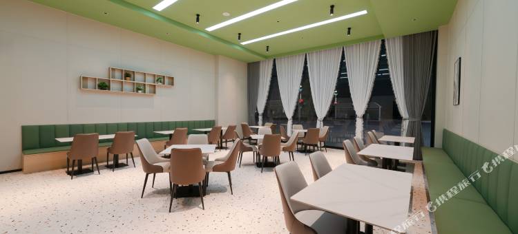 格林豪泰智选酒店(轮台店)图片
