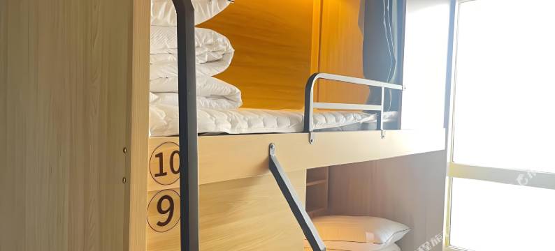 兔子窝青年旅舍(宁波火车站店)图片