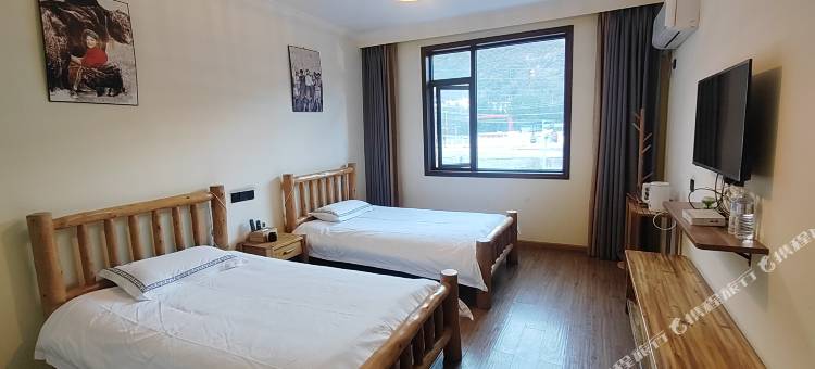 马尔康颂赞民宿图片