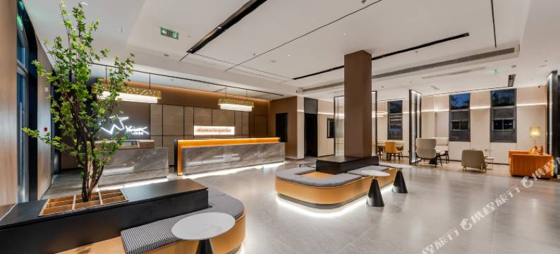 YUNIK电竞酒店(杭州良渚古城遗址公园店)图片