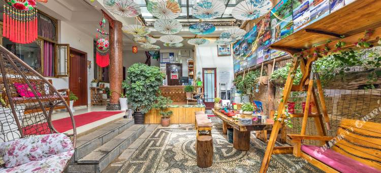 东山雅居客栈(丽江古城大水车店)图片