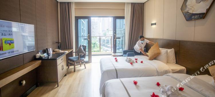 寰宇君荟酒店(重庆石柱县高铁站店)图片