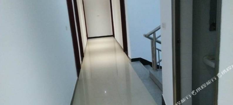 岚皋和平宾馆图片