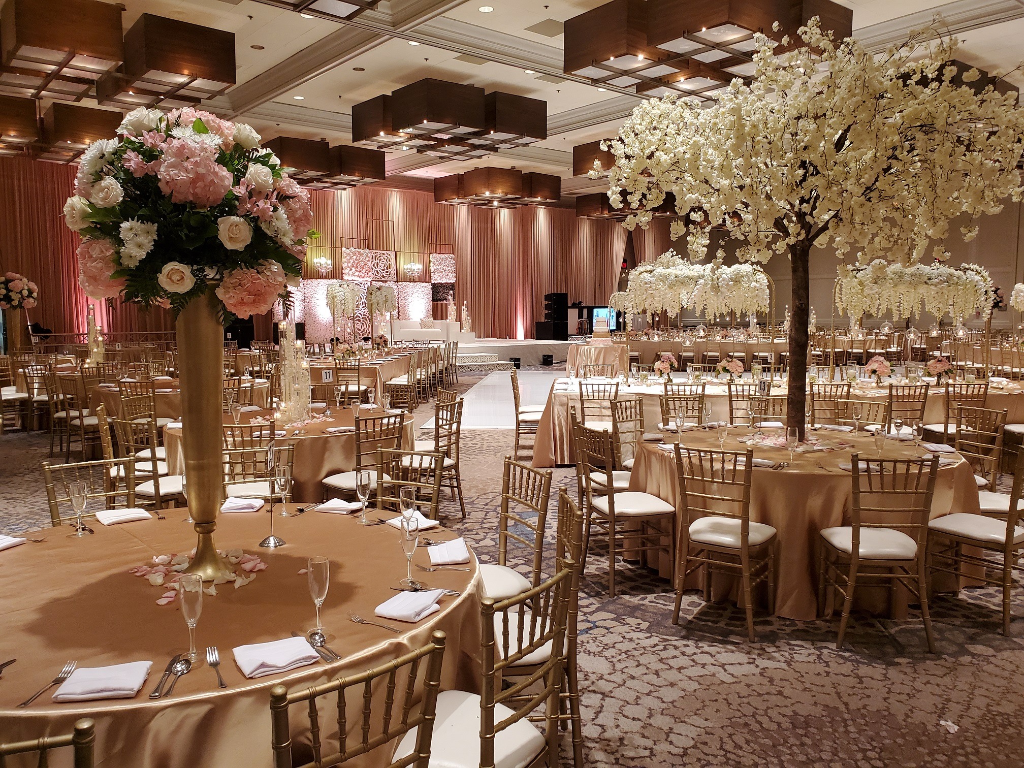 The Westin Chicago Northwest Over view