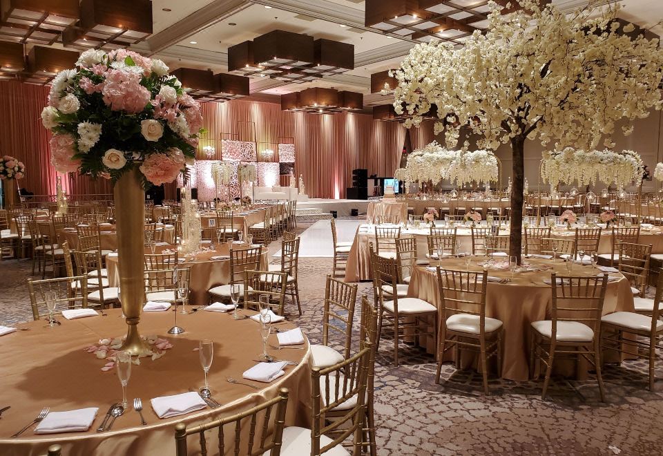 The Westin Chicago Northwest Hotel Overview