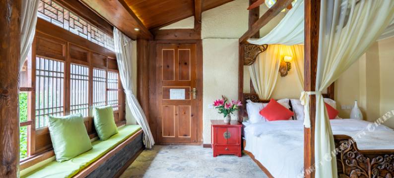 雲且曼·观日照金山·雪山全景美宿(丽江古城忠义市场店)图片