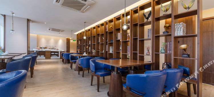 凡花悦璟旋宫酒店(佛山祖庙地铁站店)图片