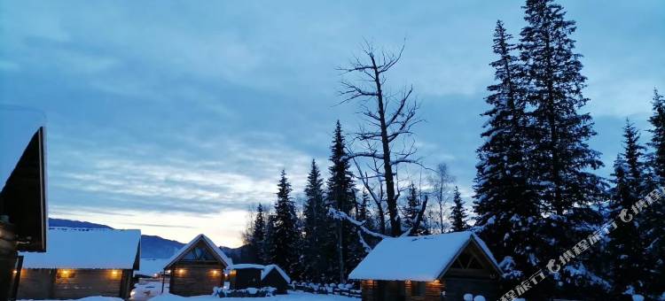 携程度假农庄(新疆禾木西融联营店)图片