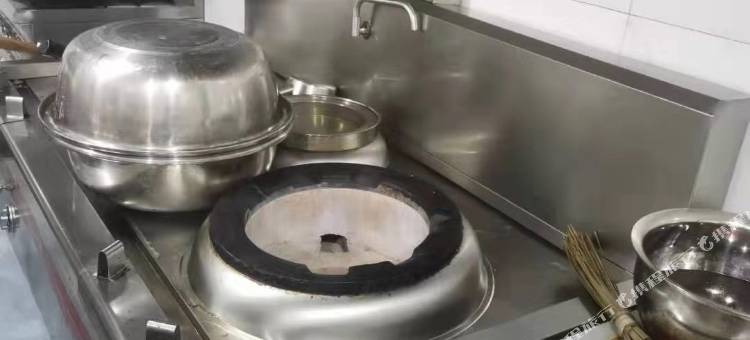 荥经茅草地休闲山庄图片