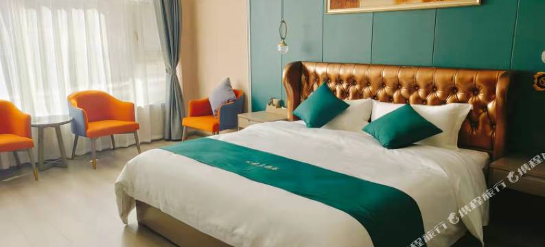 丁青云朵大酒店图片