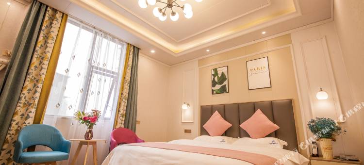 鸿运精品酒店(柳江第二中学柳东公园店)图片