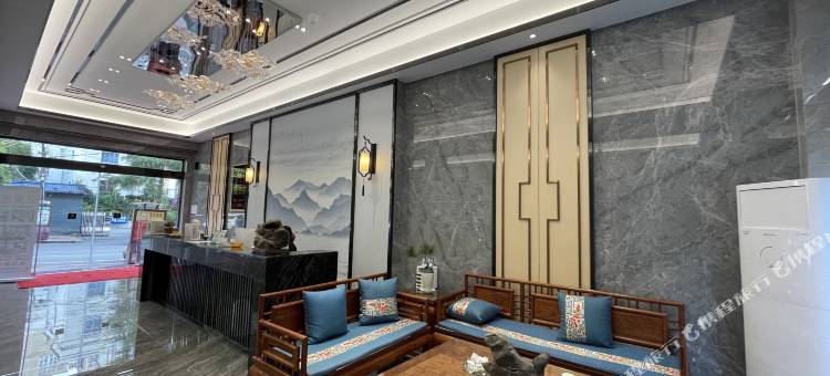 兴仁锦悦酒店图片