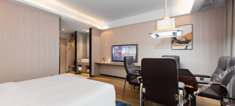 柏曼酒店(大冶青龙山公园钓鱼岛店)图片