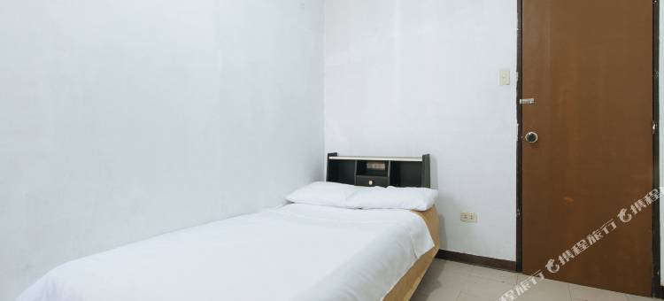 克里斯蒂安杰宿舍酒店(Cristian Jay Dormitory by RedDoorz)图片