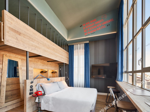 现代主义者酒店