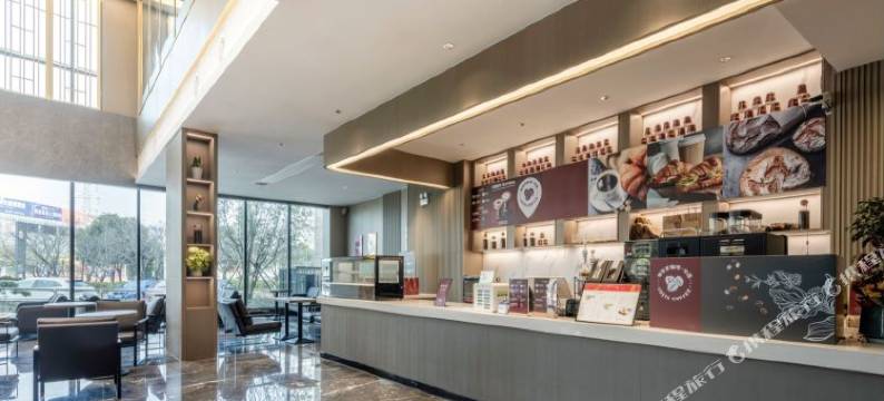 湖州六维中央酒店(织里吾悦广场童装城店)图片