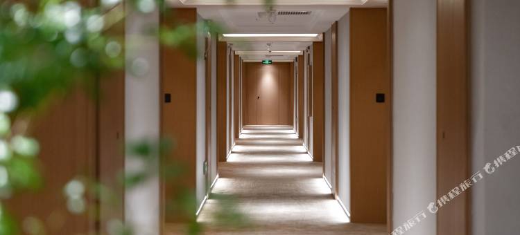 爱漫艺术酒店(东莞市政府国贸店)图片