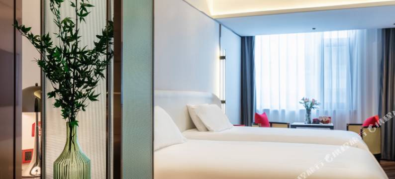 久歌棠梨酒店(济南大明湖泉城广场店)图片