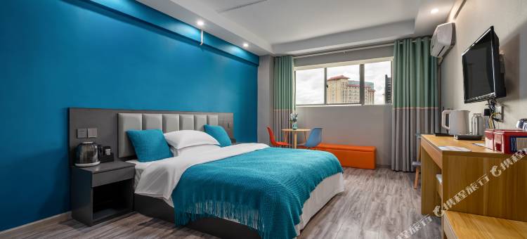 鸿顺欢享酒店(花溪大学城店)图片