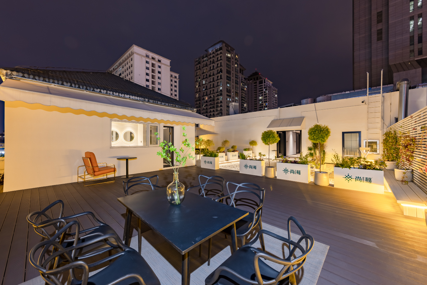 ShangMo Hotel (Jinma Biji Shop, Nanping Pedestrian Street, Kunming) Hotel Overview