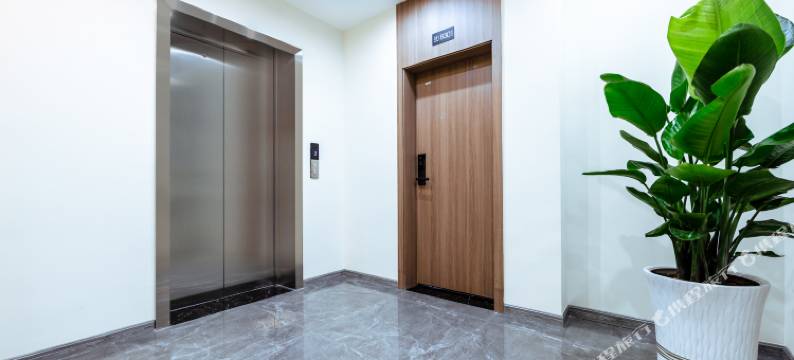 西岭雪山云上小筑民宿图片