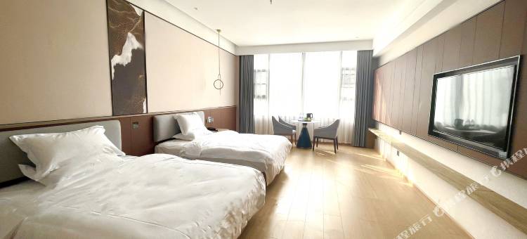 如家UP华驿元素精品酒店(万源火车站店)图片