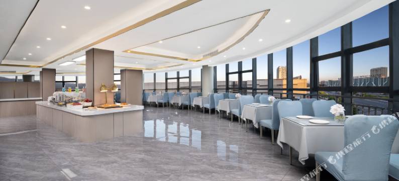 智汇橙酒店(东阳木雕城银泰城店)图片