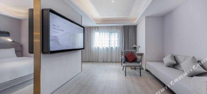 深圳南山南油西地铁站亚朵轻居酒店图片