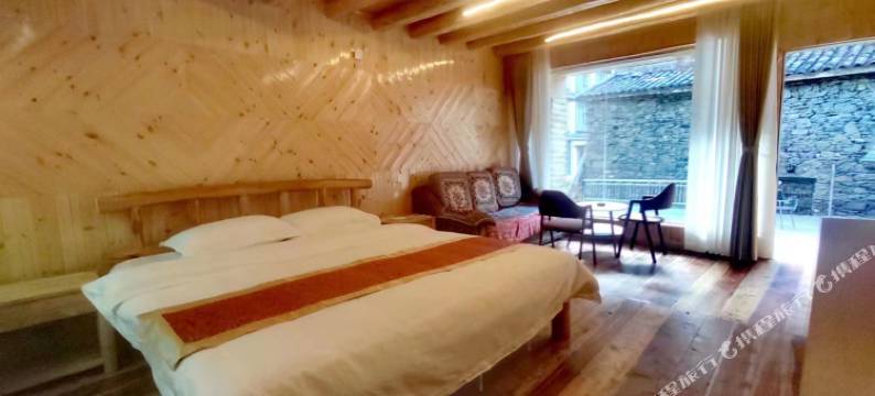 康定隐居民宿图片