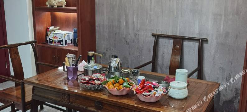 半岛大酒店(进贤吾悦广场店)图片