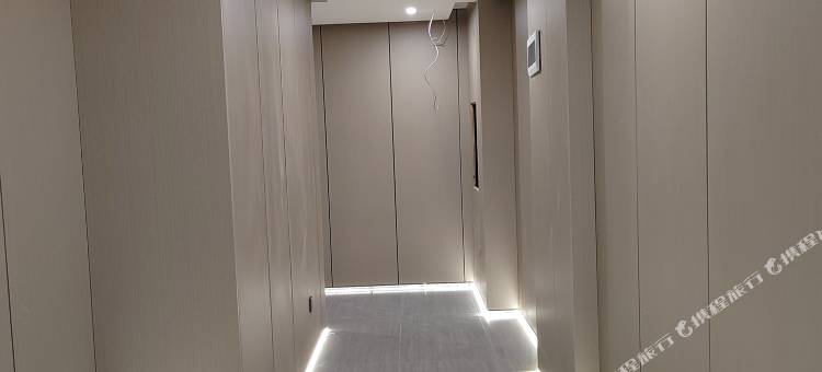 颐馨智能酒店(凤凰机场店)图片
