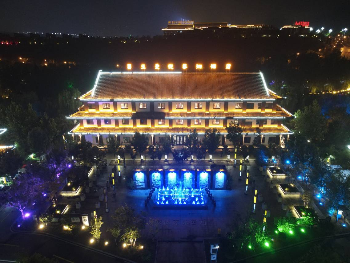 泰安墨玉瓷悦艺术酒店(泰山桃花峪登山口店)图片