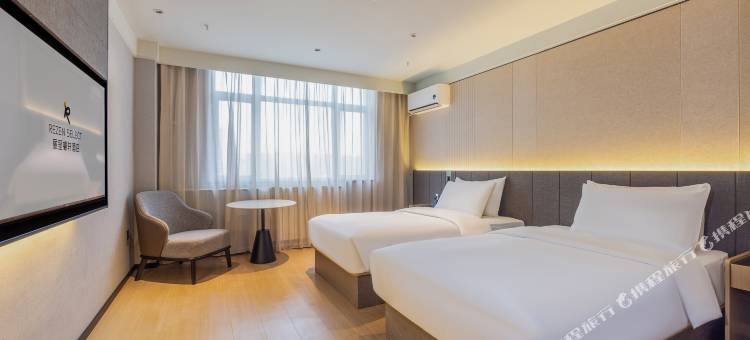 西宁力盟步行街人民公园丽呈睿轩酒店图片