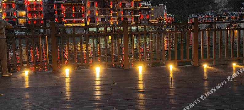 夜景宾馆(镇远青龙洞石屏山店)图片