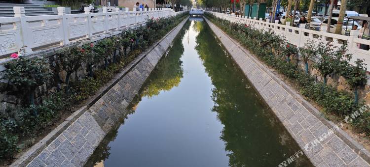 蓝鹊君程连锁酒店(安阳文峰塔步行街店)图片