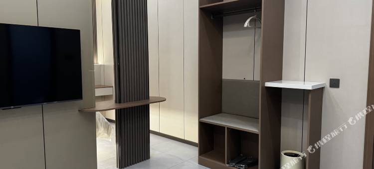 巴彦澜山民宿图片