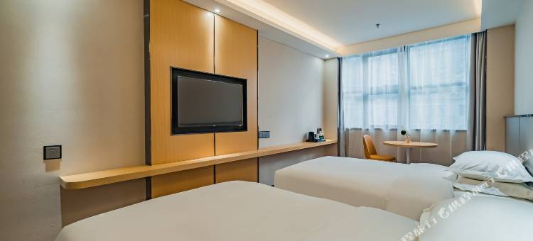 柏曼酒店(佛山金沙洲金铂天地店)图片