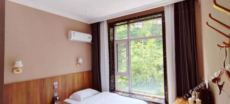 通化瀚林园商务宾馆(通化火车站师范学院店)图片