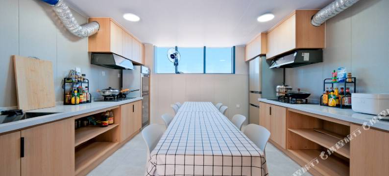 云庭美宿智慧民宿(威海北站欧乐坊零点夜市店)图片